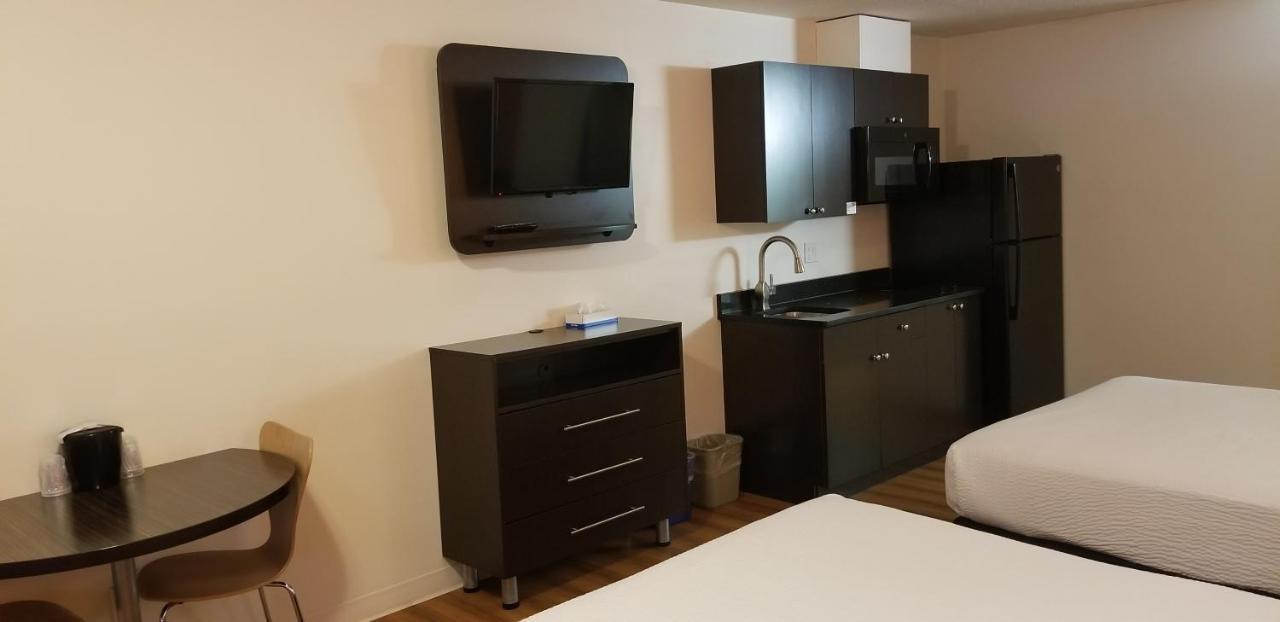 Motel 6-Innisfail, AB Esterno foto
