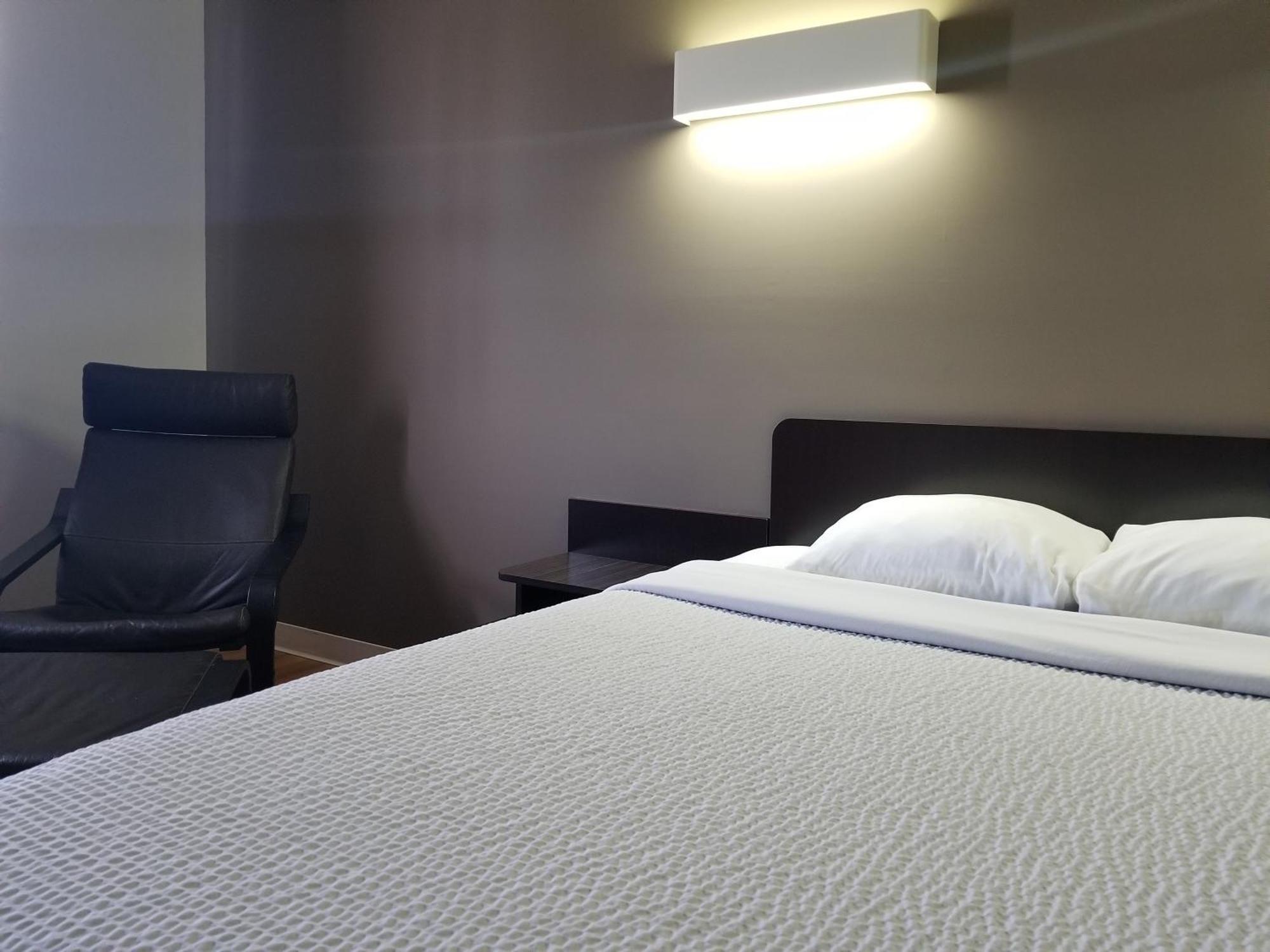 Motel 6-Innisfail, AB Esterno foto