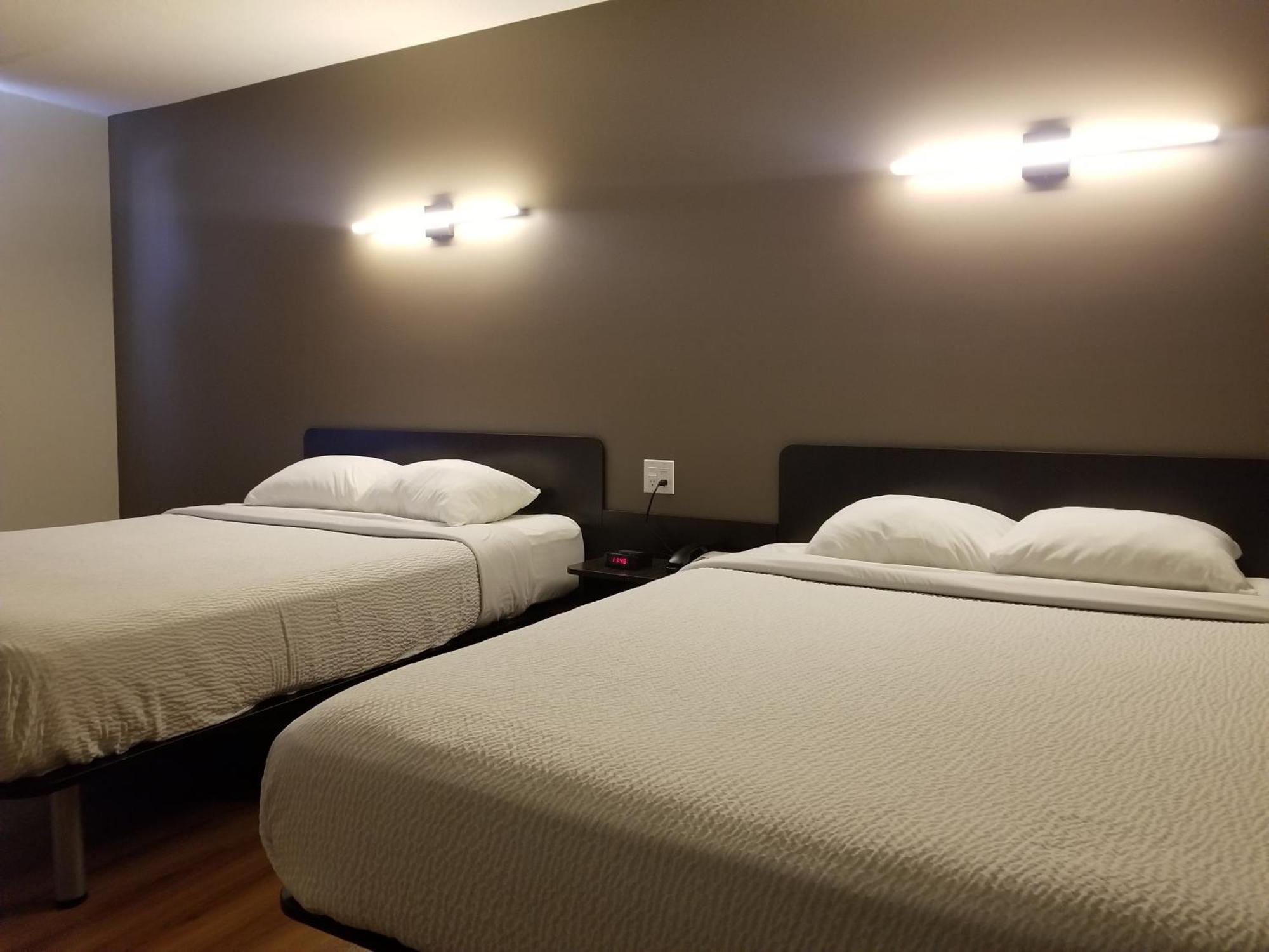 Motel 6-Innisfail, AB Esterno foto