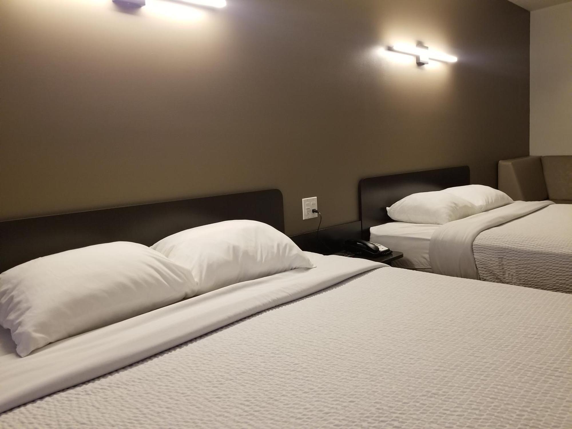 Motel 6-Innisfail, AB Esterno foto