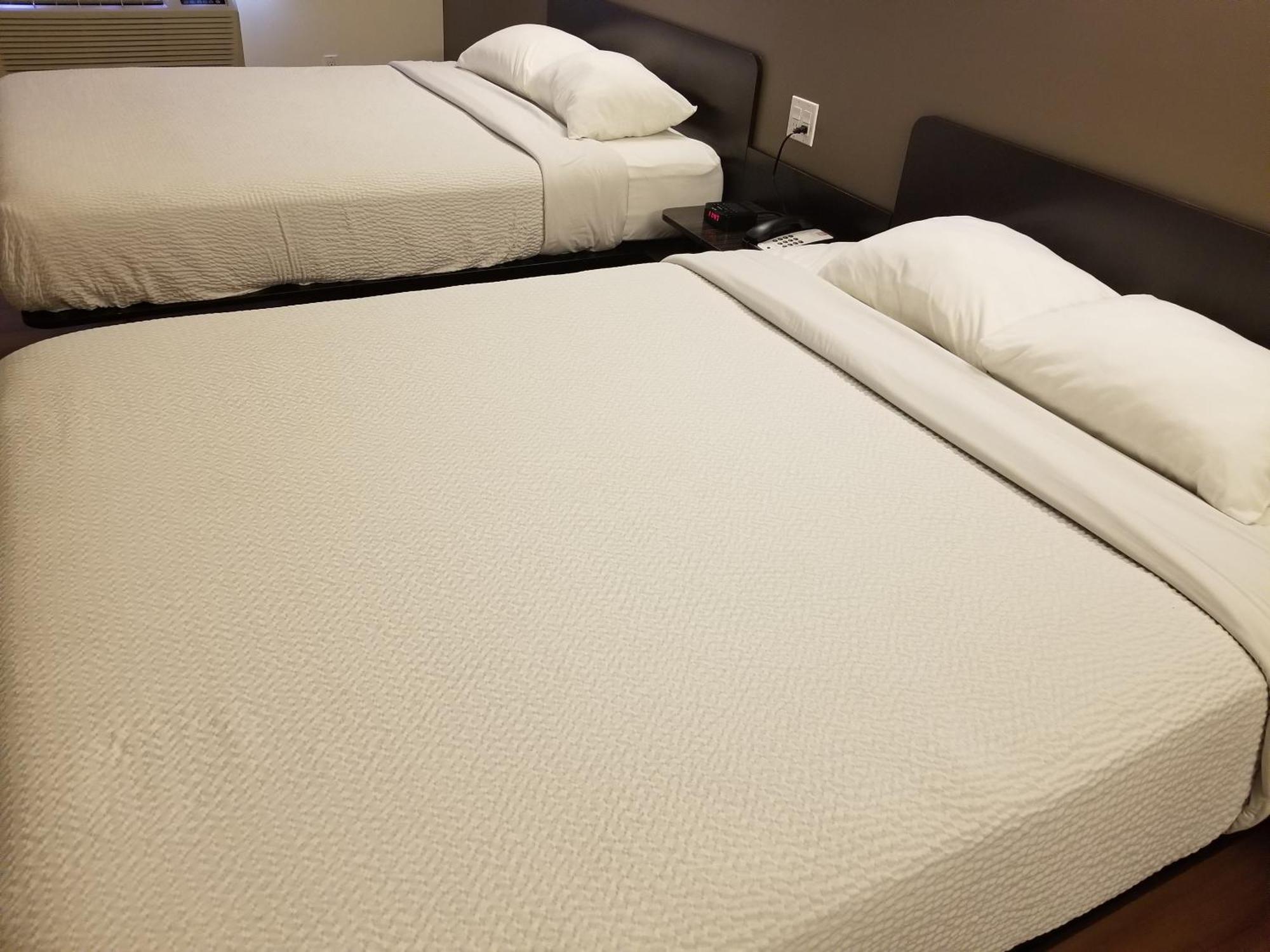 Motel 6-Innisfail, AB Esterno foto
